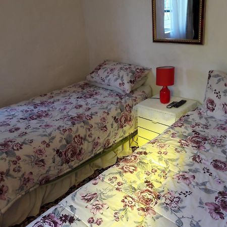 Heila'S In House Family Room-Homestay! Bloemfontein Bagian luar foto